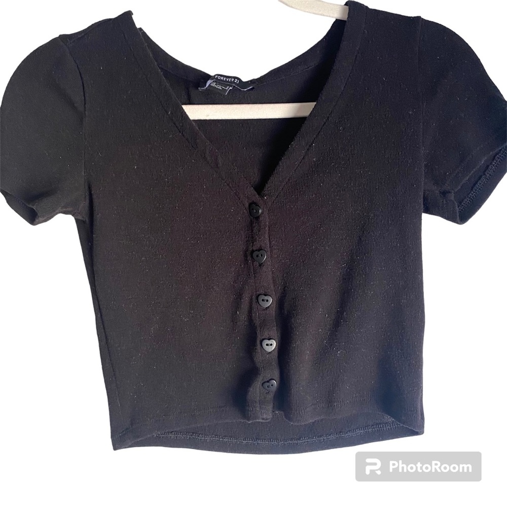 Black V- neck forever 21 crop top